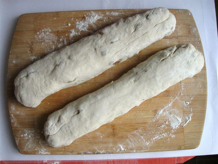 Хлеб с тмином и изюмом от Ришара Бертине