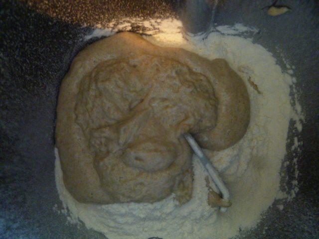 Сладкие булочки на закваске