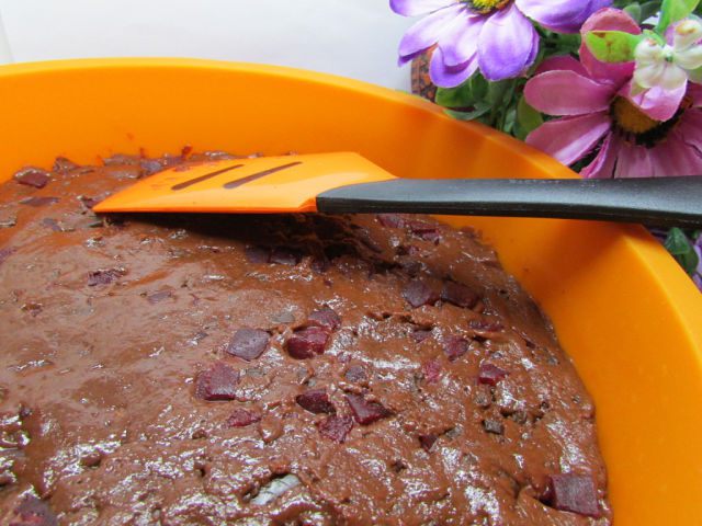 Шоколадный пирог со свеклой