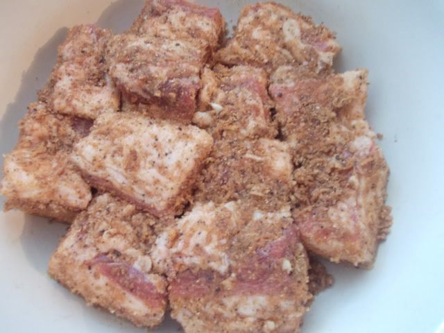 Сало соленое со специями и чесноком