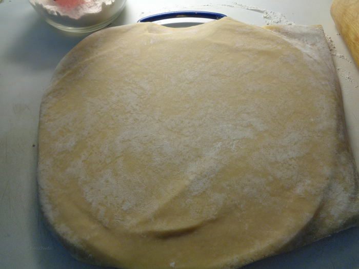 Ягодный пирог в нежной молочной заливке