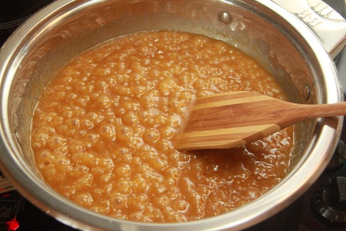 Восточная нуга с орехами