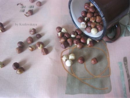 Кекс с черной смородиной и душицей