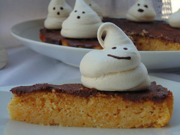 Тыквенный пирог с шоколадной глазурью &amp;quot;Маленькое ручное привидение&amp;quot;