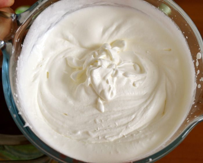 Шоколадное мороженое с черным перцем