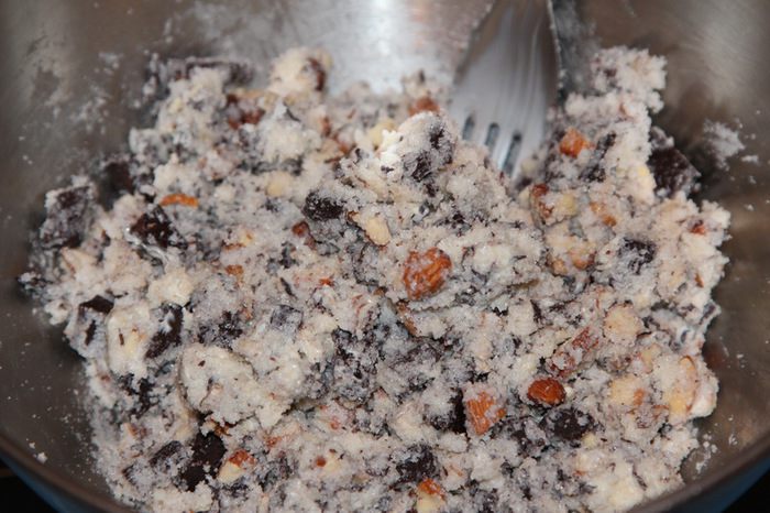 Арналевское шоколадное печенье с орехами