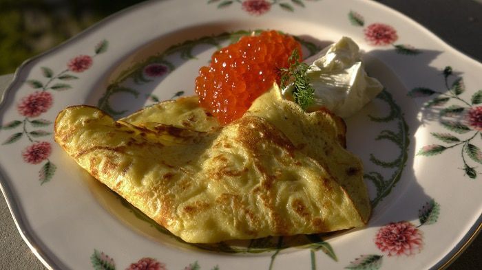 Блины с луком и сыром 