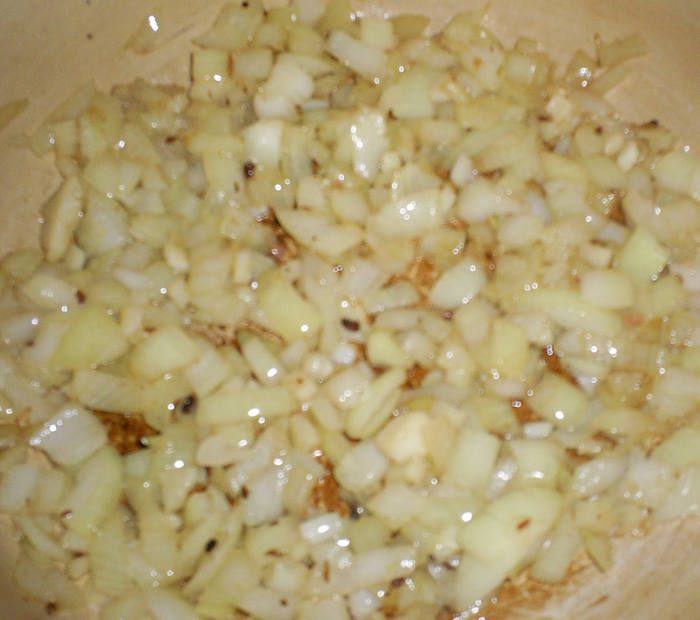 Итальянский томатный суп с сосисками 