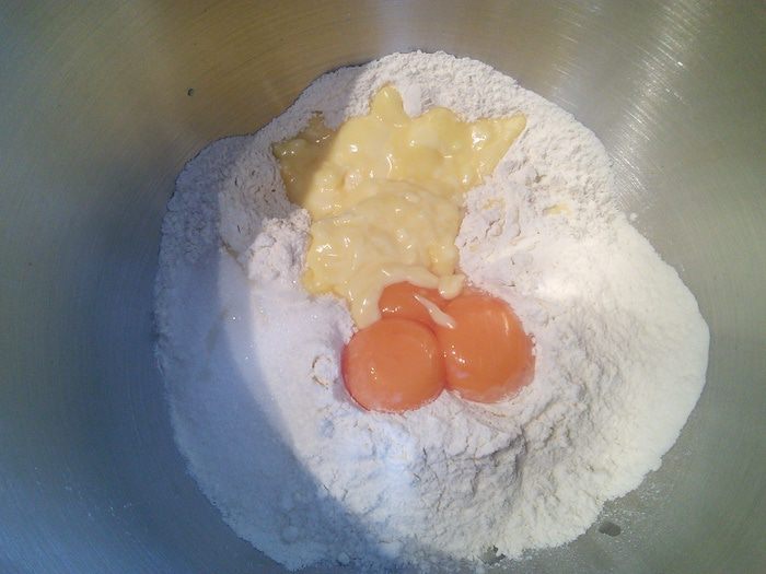 Сливовый тарт с маковой начинкой 