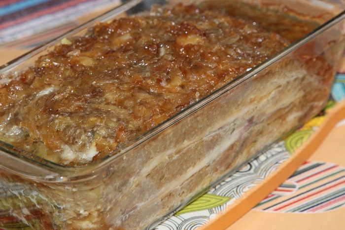 Рыба под баклажановой шубкой 