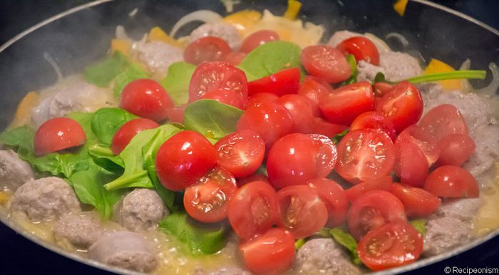 Паста с итальянскими колбасками