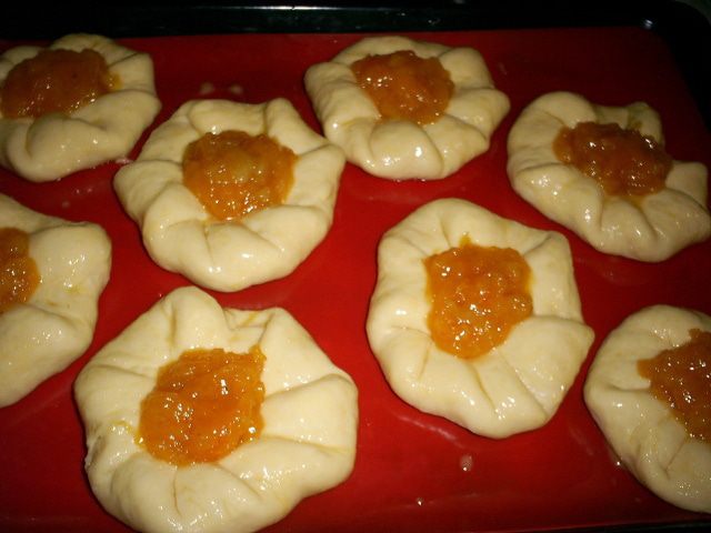 Булочки-розанчики