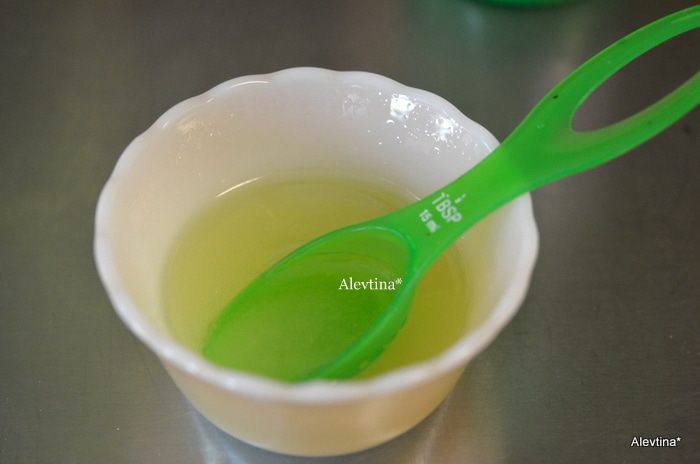 Салат с капустой и редисом