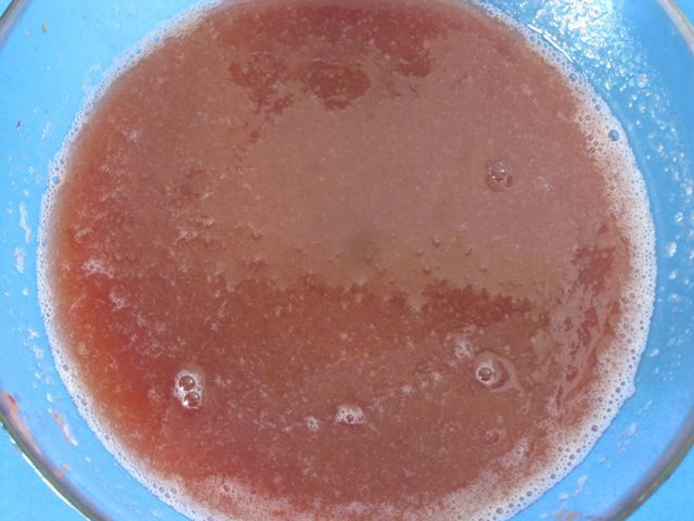 Суфле из слив со сгущенным молоком