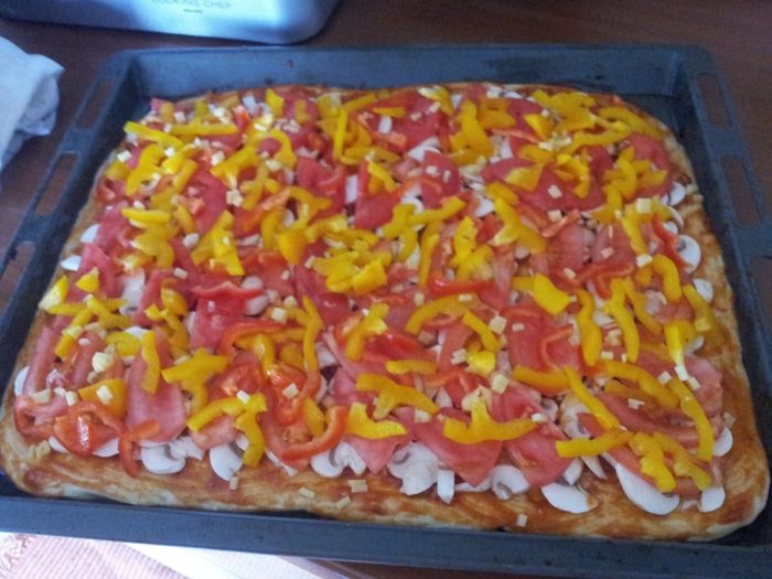 Пицца с шампиньонами