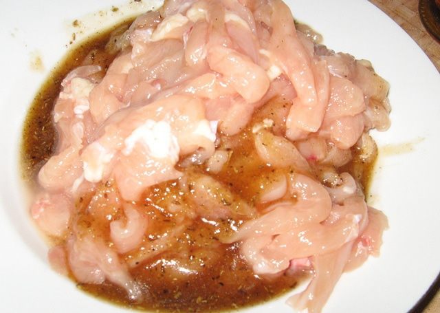 Куриная грудка с паприкой по-тайски