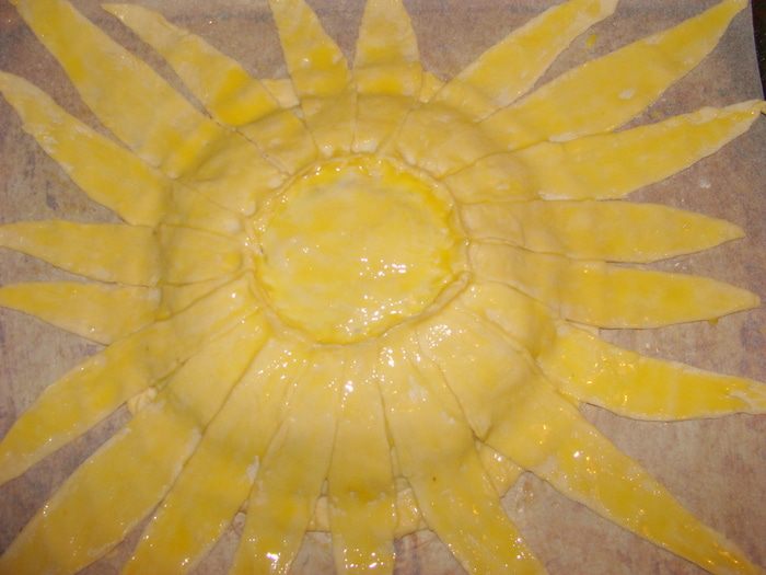 Пирог &amp;quot;Подсолнух&amp;quot; (два варианта начинки)