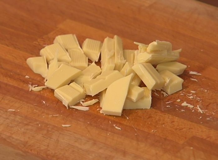 Миндальный фондан с белым шоколадом 