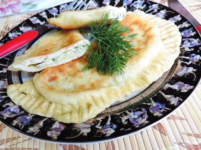 Лепешки на простокваше &amp;quot;Весенние&amp;quot; с творогом и зеленью