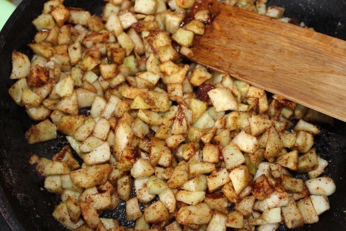 Мороженое со вкусом яблочного штруделя