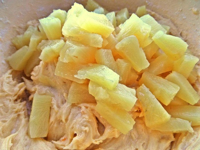 Пирог с ананасом