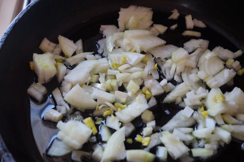 Зеленый борщ с крапивой 