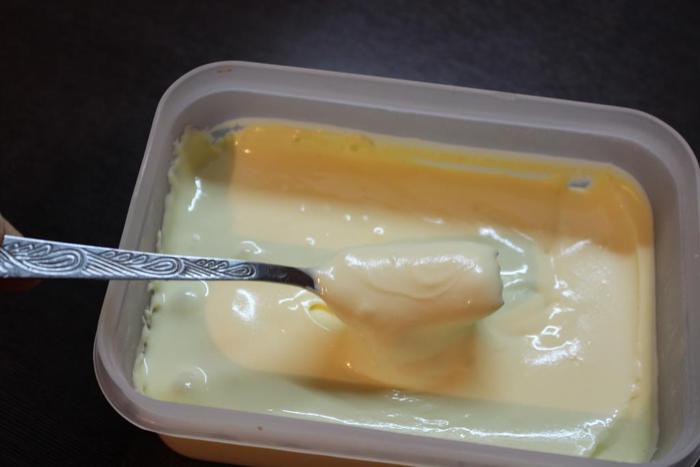 Мороженое со вкусом яблочного штруделя