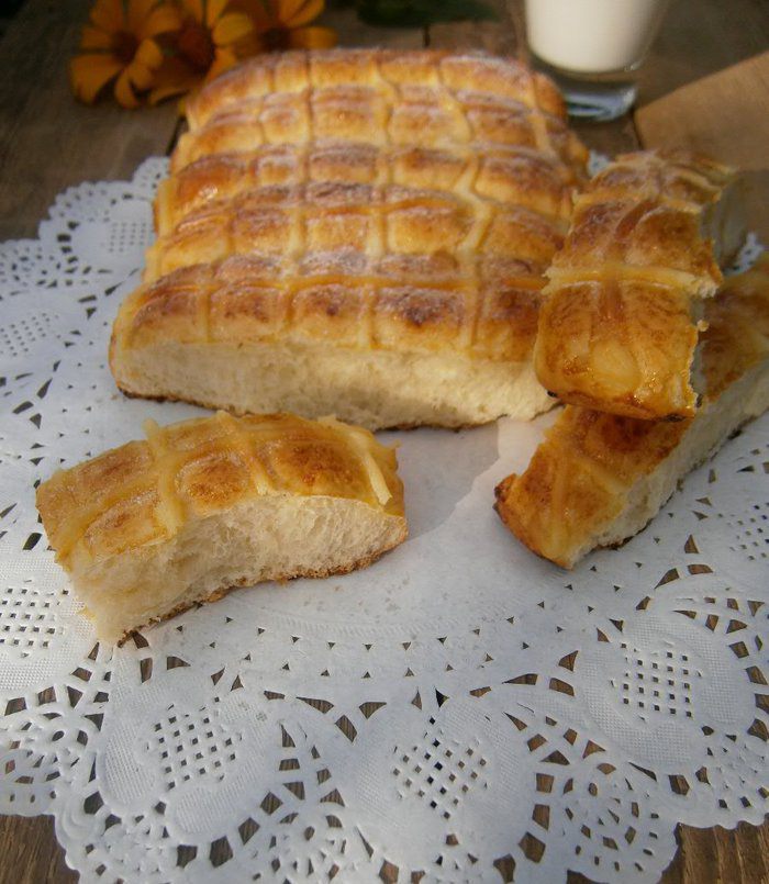 Булочки с заварным кремом и персиком