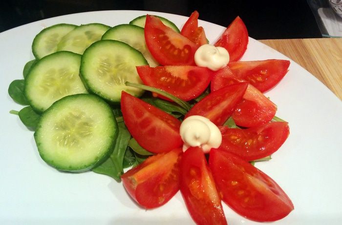 Завтрак с яйцами Бенедикт