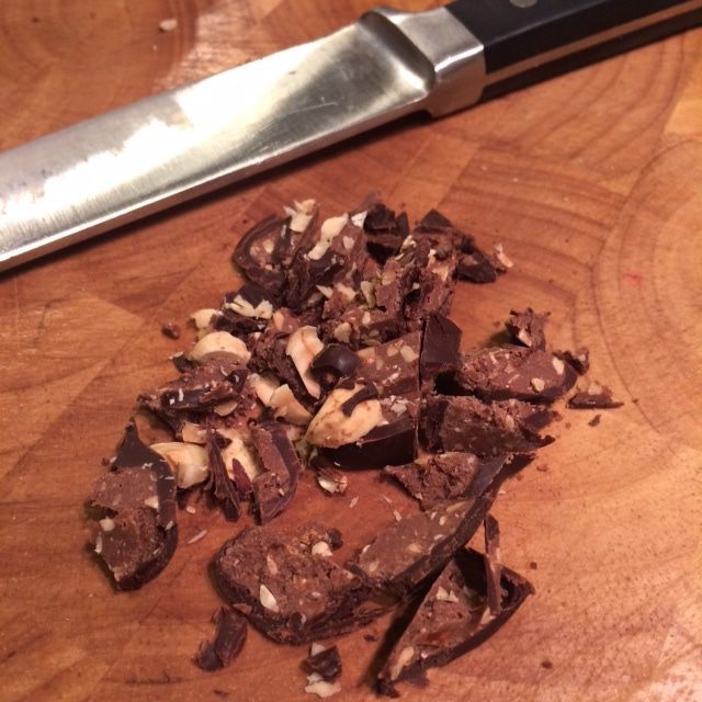 Шоколадное джелато с фундуком и конфетами Бачио (BACIO)