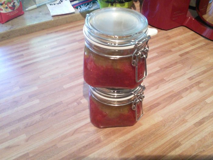 Клубнично-ревеневый мармелад