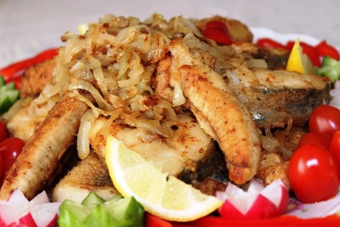 Жареный судак с мускатным орехом