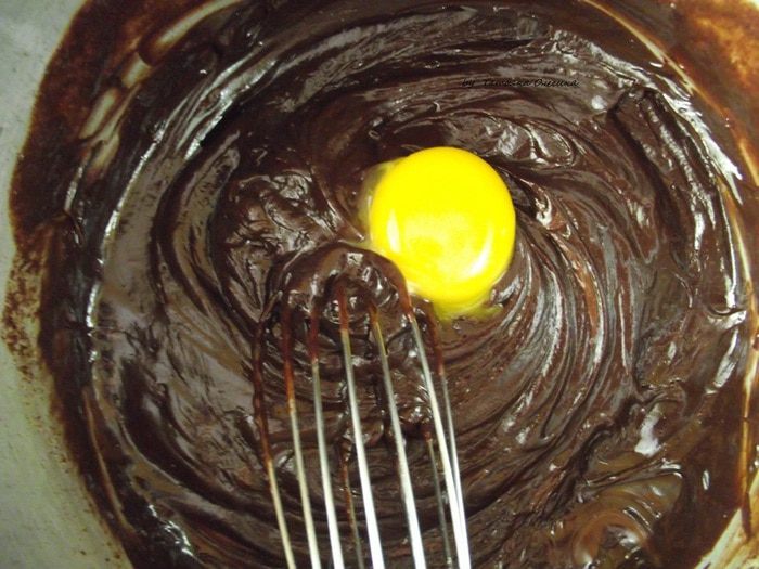 Шоколадный мусс с клубникой