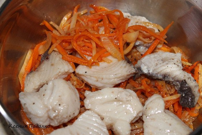 Голубая акула в овощах