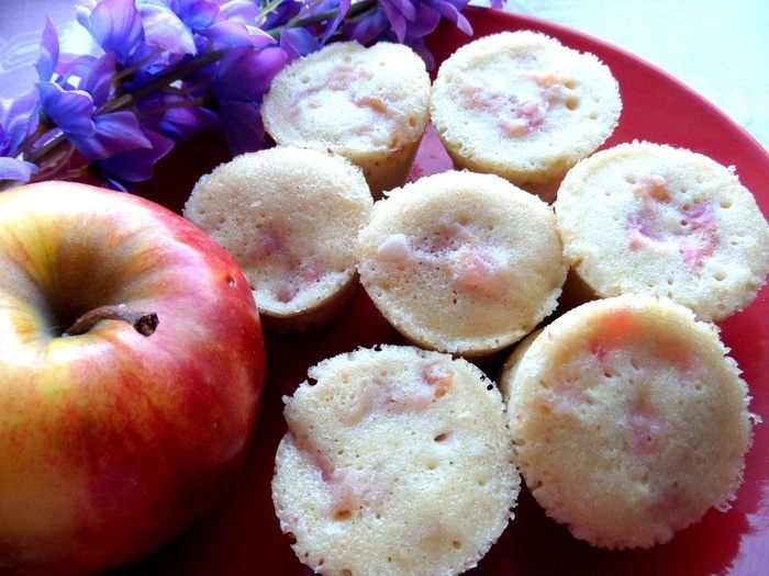 Кексы с яблоками за 3 минуты