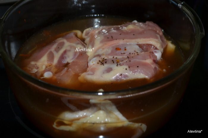 Куриные бедрышки маринованные и в панировке