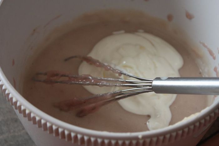 Муссовый торт с шоколадными блинами