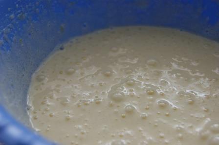 Сметанный пирог с клубникой