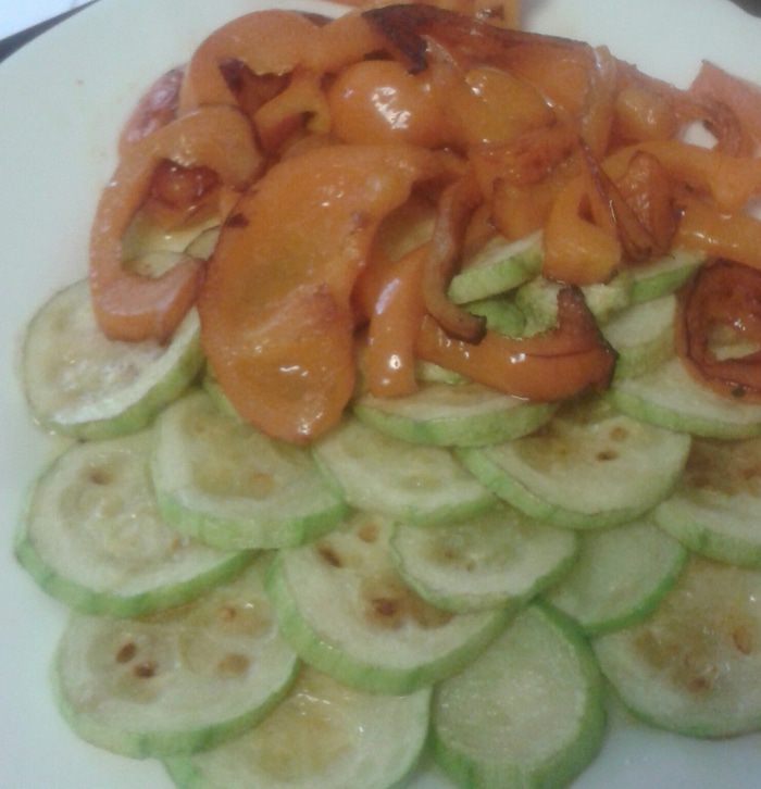 Лазанья с кабачками, шпинатом и сладким перцем