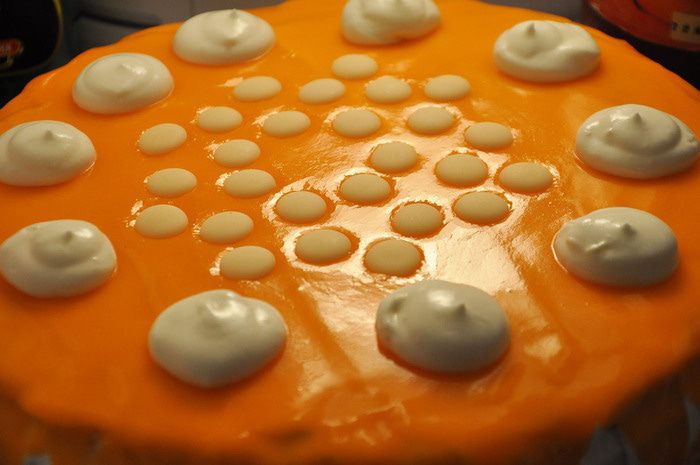 Нежный торт с цитрусовой глазурью