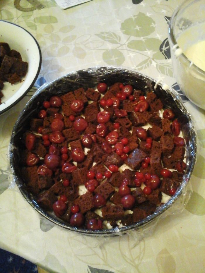 Фруктово-ягодный торт суфле