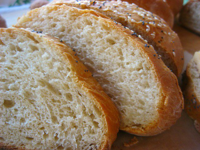 Деревенский ржаной хлеб