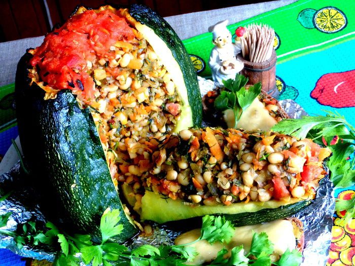 Кабачковая фаршированная &amp;quot;бомба&amp;quot;