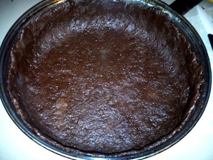 Шоколадный пирог с яблоками