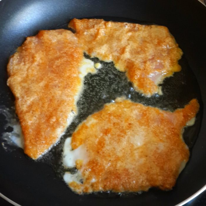 Куриные грудки в кляре