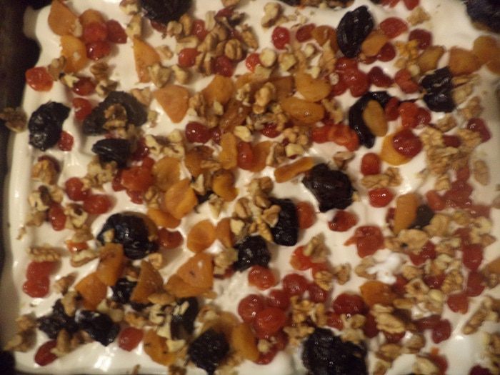 Пирожные из песочного теста с сухофруктами