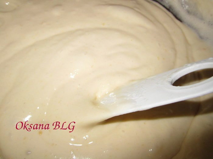 Двухцветный бисквитный торт..