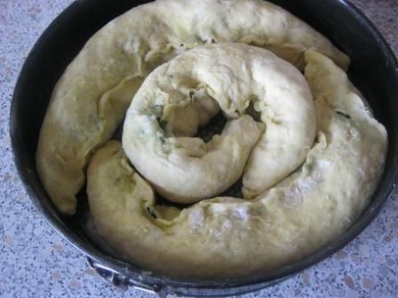 Сдобная &amp;quot;Улитка&amp;quot; с щавелем