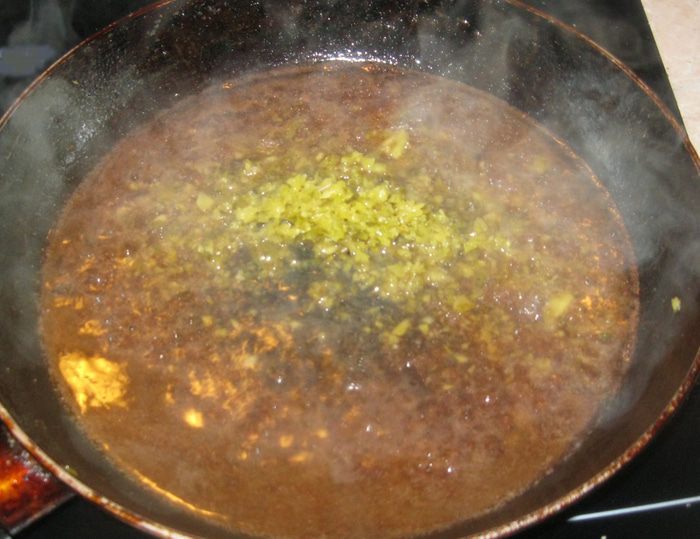 Куриная отбивная с кисло-сладким соусом