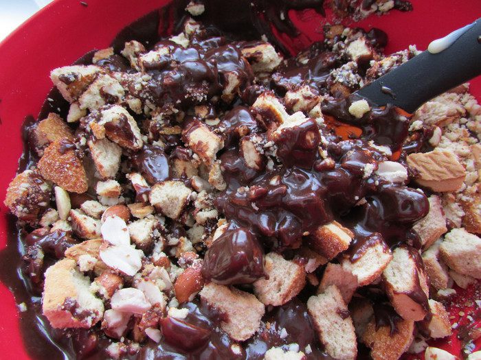 Шоколадная колбаска